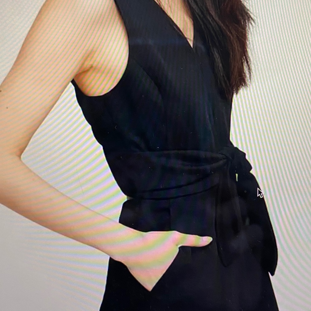 Aritzia Wilfred Écoulement black Romper